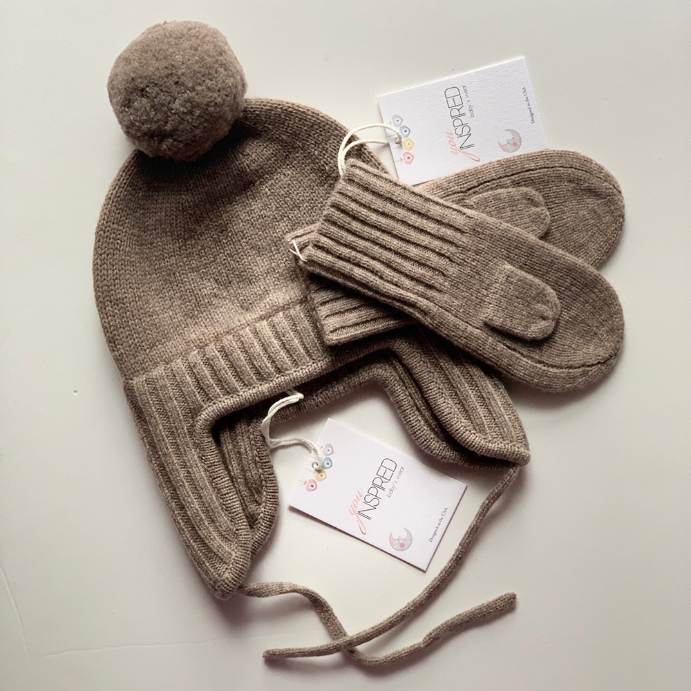 Warm merino wool knit hat and mittens set, toddler boys set, winter wear 9-12M